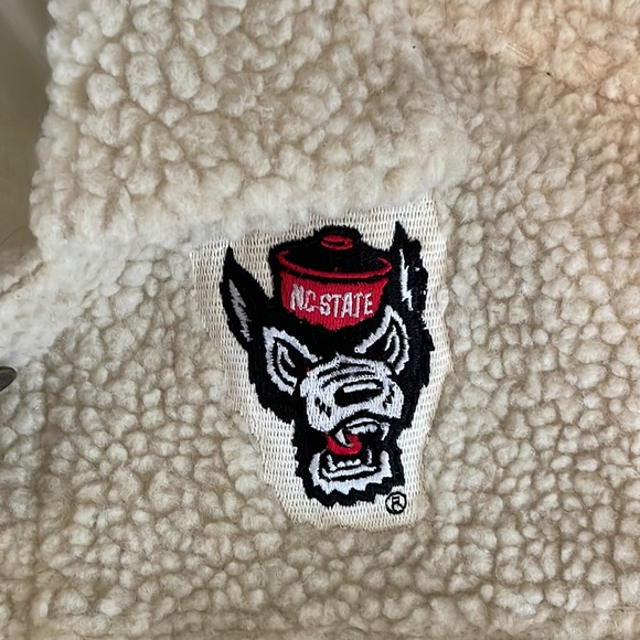 NC State NCSU Wolfpack Sherpa Jacket Pressbox - Picture 3 of 11